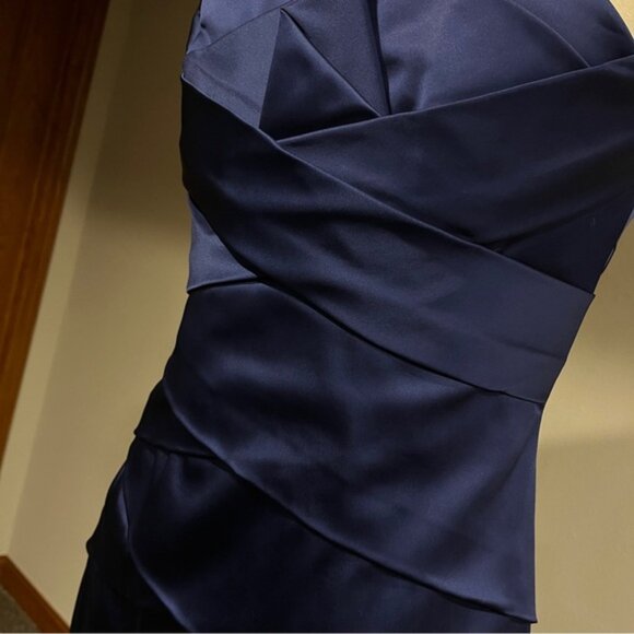 Navy strapless formal navy dress - Picture 5 of 15